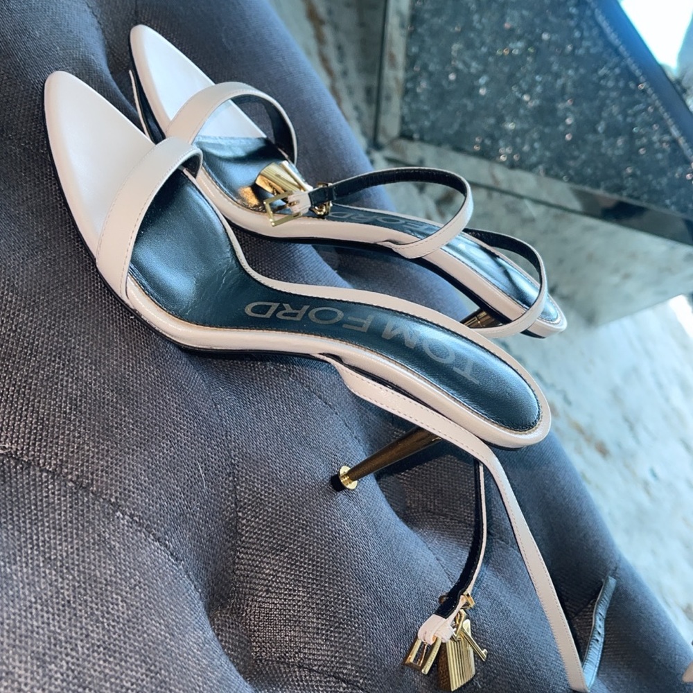 Tom Ford 85mm Lock leather heels